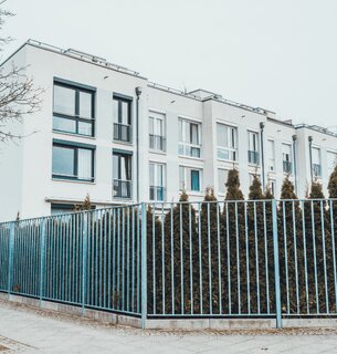 GATED LANE LOCATION